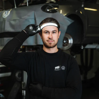 un employé des Concessions Mouton